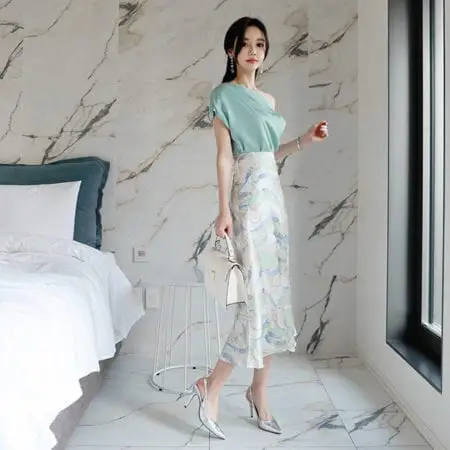Chân váy hoa dáng suông form rộng - F1001CVD - Ảnh 4