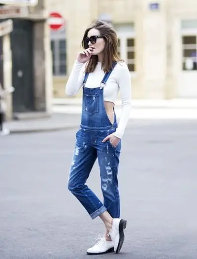 Với quần yếm