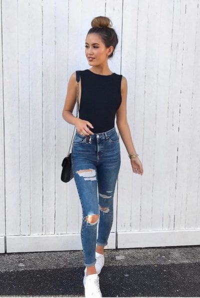 Diện Quần skinny, áo bánh bèo đi sinh nhật