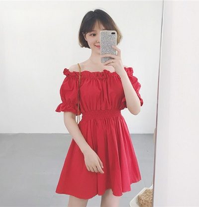Đầm đỏ nhún thun hở vai quyến rũ