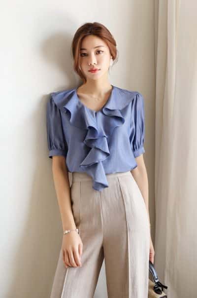 Sơ mi trơn cổ bèo đậm chất quý tộc