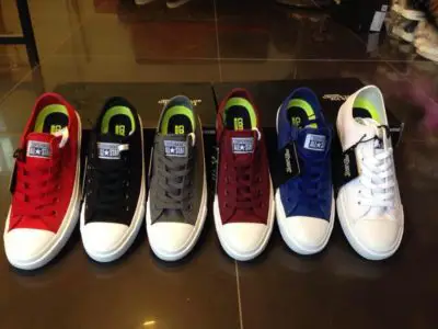 Bật mí cách chọn đúng size giày converse nữ chuẩn nhất