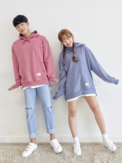 Nhí nhảnh khi cùng diện áo hoodie màu pastel