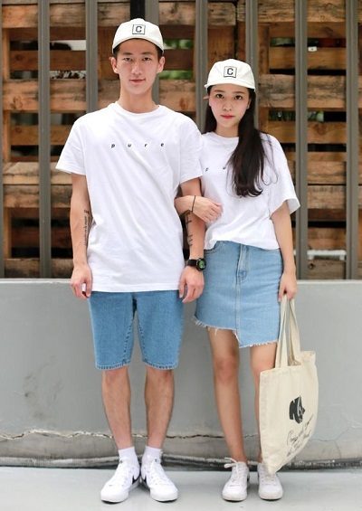 Áo thun và jean short