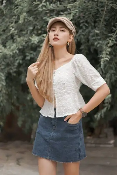 Váy jeans phối áo bèo