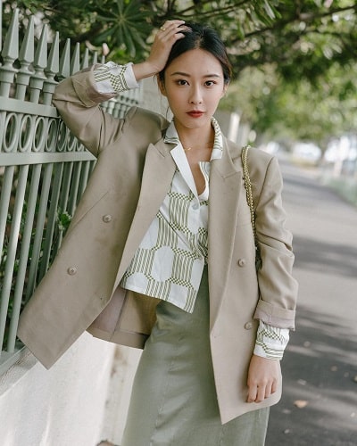 Thời trang màu xanh cỏ úa - Ảnh 2
