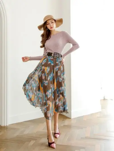 Váy xòe rộng chắc chắn không mấy ai chọn bởi nó chỉ thích hợp để đi dạo cùng bạn bè