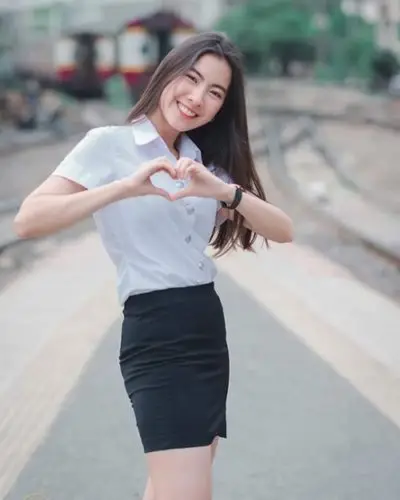 Đồng phục nữ sinh Thái Lan: Áo sơ mi váy ngắn siêu xinh - Ảnh 12