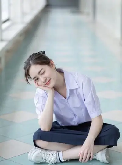Đồng phục nữ sinh Thái Lan: Áo sơ mi váy ngắn siêu xinh - Ảnh 14