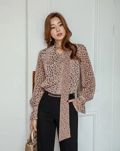 Mix cùng các item basic màu trung tính - Ảnh 1