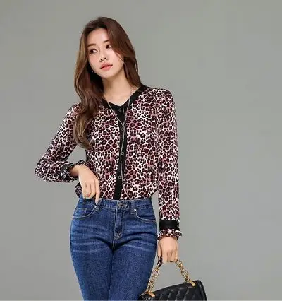 Chọn trang phục thiết kế tối giản - Ảnh 1