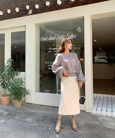 Nữ công sở thiếu chân váy sẽ khó lòng mặc đẹp - 4 Mẫu chân váy dài duyên dáng cho nữ công sở