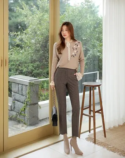 Các item cổ điển cả về kiểu dáng lẫn họa tiết luôn đẹp - Ảnh 2