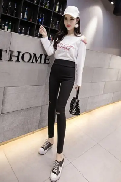 Quần legging rách gối: Mạnh mẽ và năng động