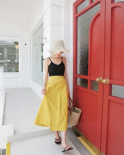 Mặc Áo 2 dây + Chân váy đi Phú Quốc