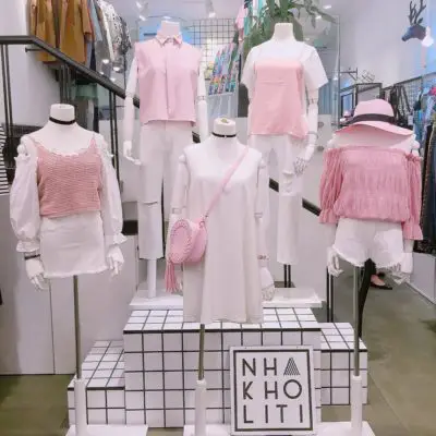 Nhà Kho Liti – Địa chỉ buôn bán áo trễ vai hoa, áo sơ mi trễ vai ấn tượng