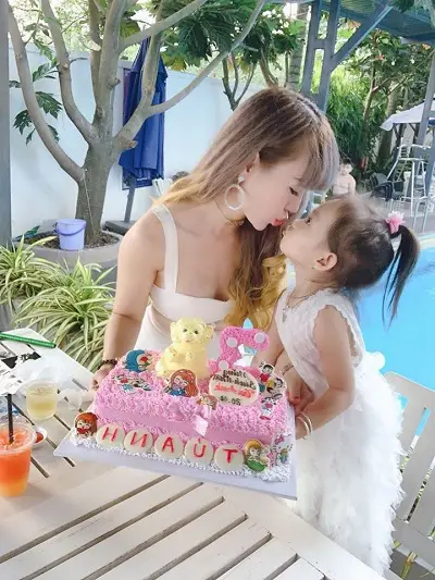 Bánh kem - không chỉ là quà sinh nhật cho bạn gái
