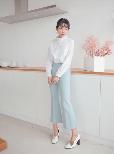 Áo blouse sẽ đem đến cho các quý cô một phong cách thời trang nữ tính và điệu đà