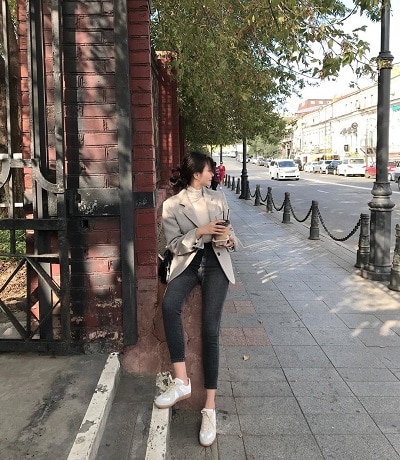 Quần skinny jeans màu đen tạo hiệu ứng chân thon, dài - Ảnh 4