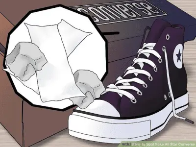Giày Converse thật thường có giấy bọc cẩn thận và có cả giấy nhồi bên trong giày