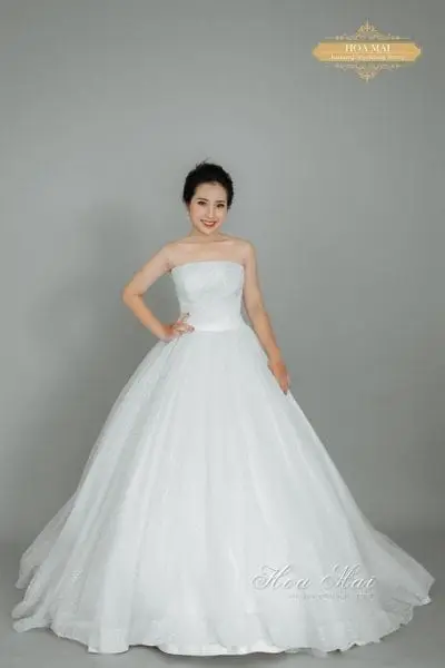 Váy cưới tại Hoa Mai Wedding