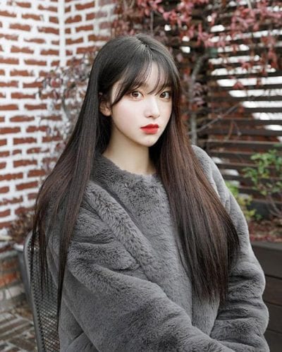 10 kiểu tóc rẽ ngôi 46 hoặc 37 cho nam và nữ tóc rẽ ngôi Hàn Quốc hợp  với khuôn mặt nào