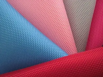Khả năng nhuộm màu lên chuẩn và rõ nét của Polyester