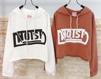 Together Update Style là shop thời trang nổi tiếng trong cộng đồng giới trẻ với hơn 400.000 lượt thích trên Facebook