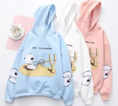 Điểm nhấn của Gaugaushop là những mẫu áo hoodie tươi sáng với những họa tiết bắt mắt đáng yêu