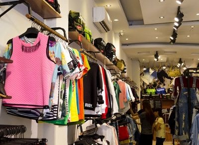 Những mẫu trang phục ở Toto Shop theo phong cách cá tính, mạnh mẽ và có chút bụi bặm