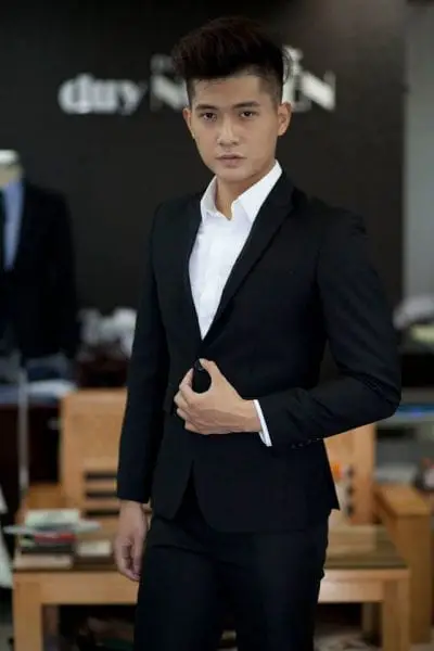 Veston Duy Nguyễn