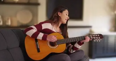 Video tự chuẩn bị sẽ là món quà tinh thần vô cùng ý nghĩa dành cho chàng