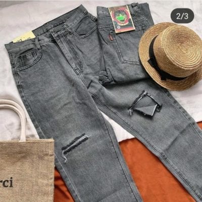 Baggy rách nhẹ – giá sỉ 75,000 – 80,000đ /cái.