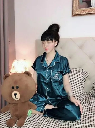 Bộ quần dài áo ngắn – Giá sỉ theo số lượng: 62,000 – 72,000đ /bộ.