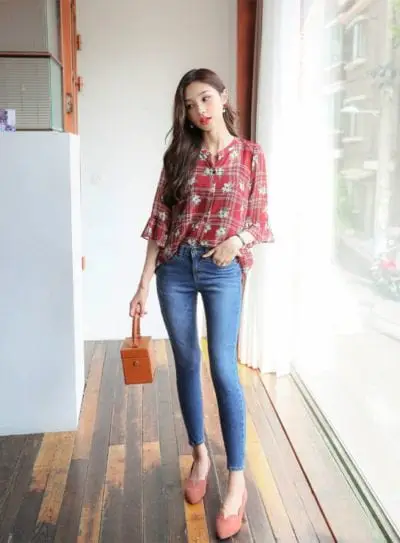 Kiểu áo này phù hợp với mọi độ tuổi.