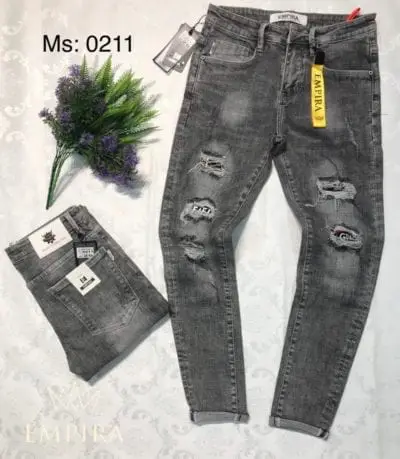 Quần jean nam dài 0211 – giá sỉ 180,000 – 200,000đ /cái.