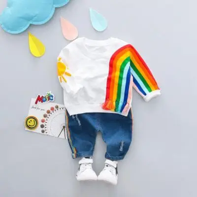 Bộ áo thun da cá mix cùng quần jean – giá sỉ 125,000 – 135,000đ /bộ.