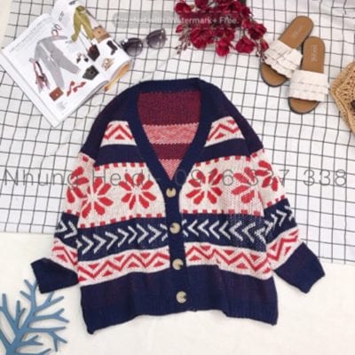 Áo cardigan len thổ cẩm – giá sỉ: 150,000đ /cái.