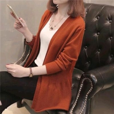 Áo khoác len dập li eo – giá sỉ: 185,000đ /cái.