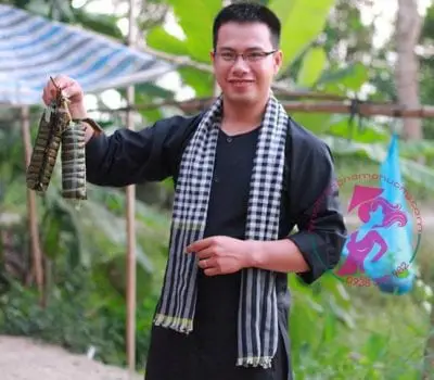 Áo dài Nam Phương là một trong những shop chuyên cung cấp các mẫu áo bà ba có chất lượng, đẹp nhất và giá cả hợp lý
