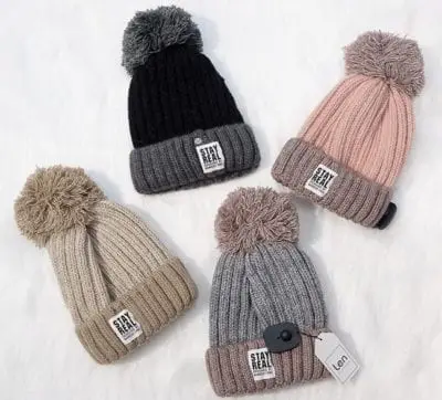 MiMi Shop là thiên đường của những set áo len, mũ len và khăn len ngay tại Sài Gòn với những item độc đáo và hợp thời trang