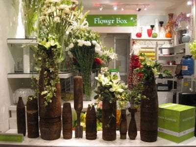 Flower Box là một thương hiệu cao cấp với đầy đủ các dịch vụ liên quan đến hoa