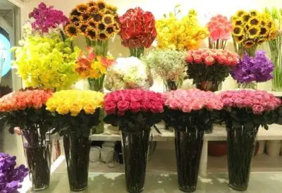 Flower Box mong muốn truyền tải thông điệp yêu thương qua những bó hoa tươi thắm