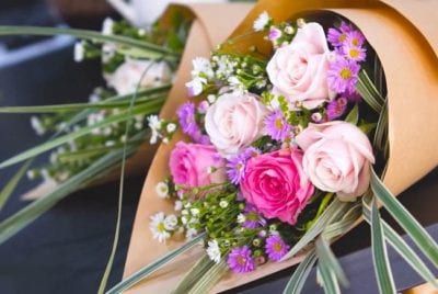 Kiến Flowers chuyên cung cấp các dịch vụ hoa tươi chất lượng cao