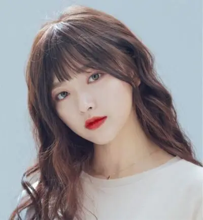 Tóc xoăn lơi mái thưa