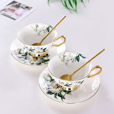 Bộ tách uống trà không thể thiếu cho những món quà ngày Tết