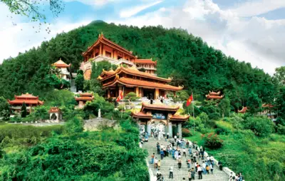 Khung cảnh Thiền viện Tây Thiên ở Vĩnh Phúc