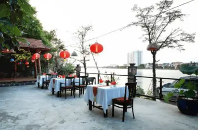 An restaurant là địa điểm hấp dẫn trong ngày 20-10