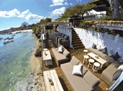 Một góc nhỏ xinh đẹp tại The Deck Saigon