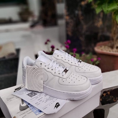 Nike Air Force 1 Low GS Triple White